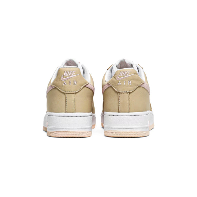 Nike Air Force 1 Low Beige Lino con Dettagli Rosa Pastello
