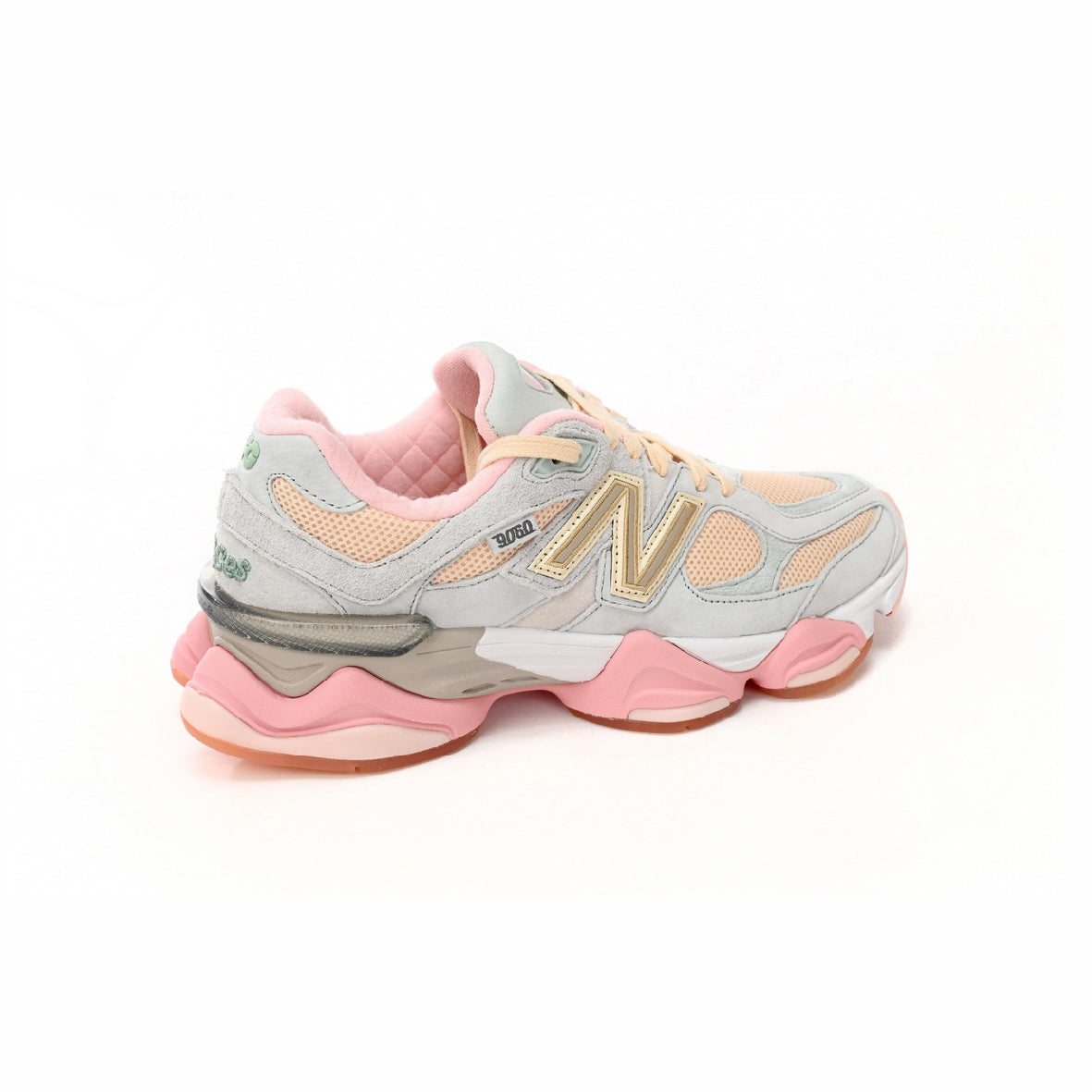New Balance 9060 Donna Rosa e Azzurro x Joe Freshgoods in Mesh e Pelle