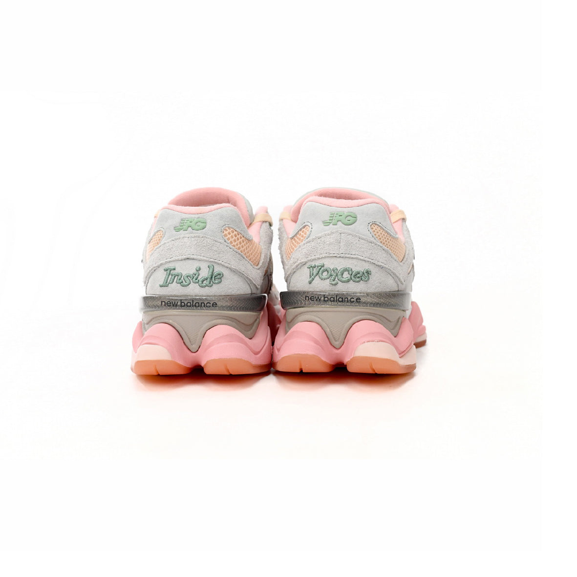 New Balance 9060 Donna Rosa e Azzurro x Joe Freshgoods in Mesh e Pelle